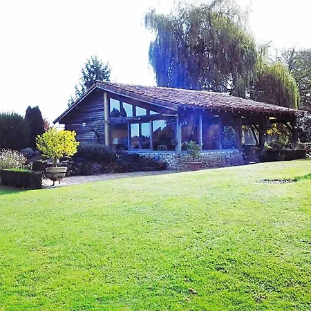 Les Hotes Des Guillemets Couette-café 3*